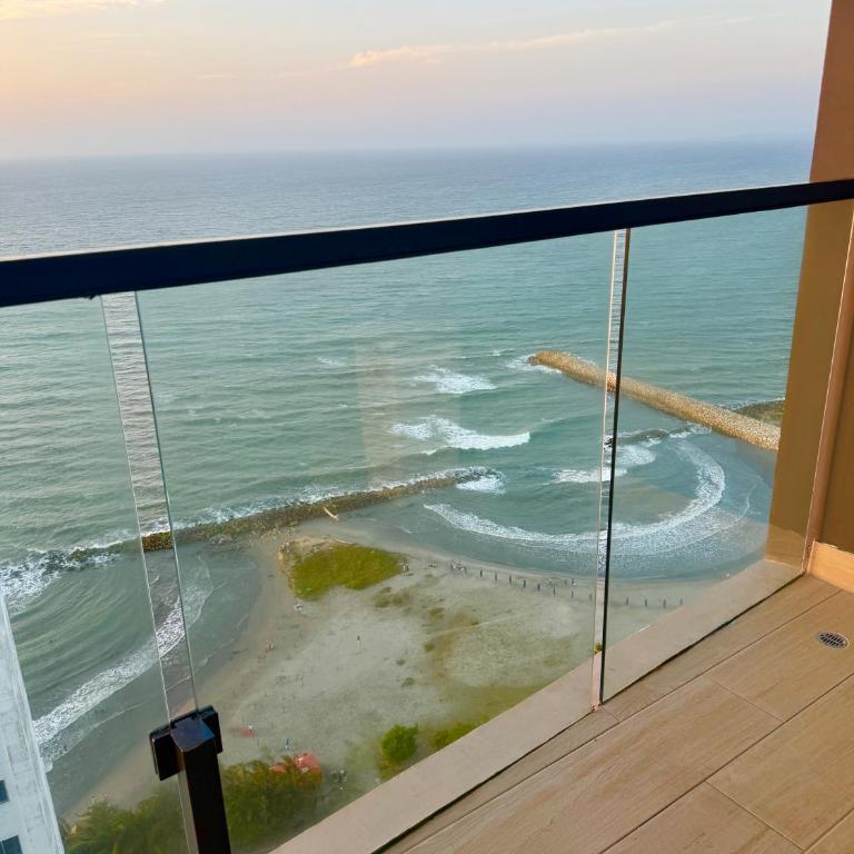 Murano Centro1 26floor,rooftop,infinity pool & views byIMZ - Two-Bedroom Apartment - 11