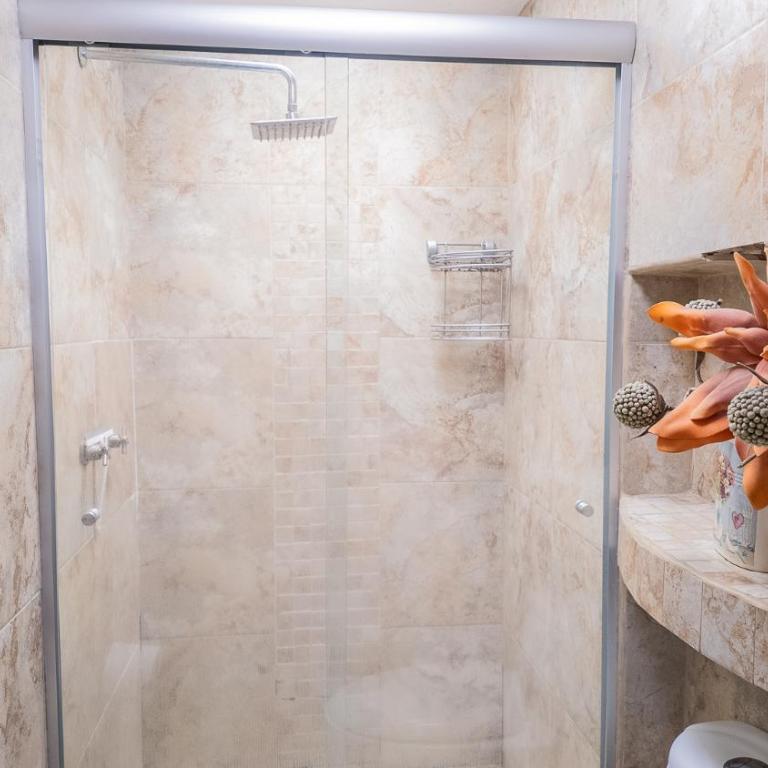 Departamento cerca de Expo GDL - Four-Bedroom Apartment - 66