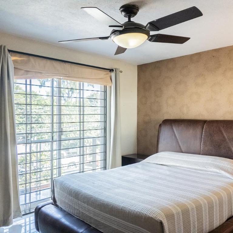Departamento cerca de Expo GDL - Four-Bedroom Apartment - 59