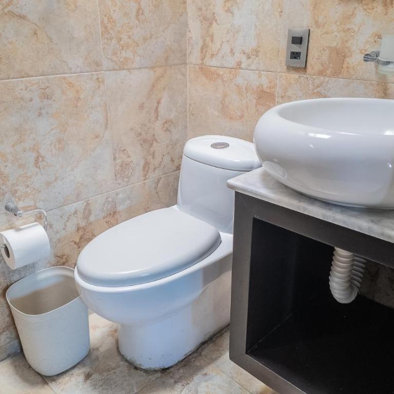 Departamento cerca de Expo GDL - Four-Bedroom Apartment - 35