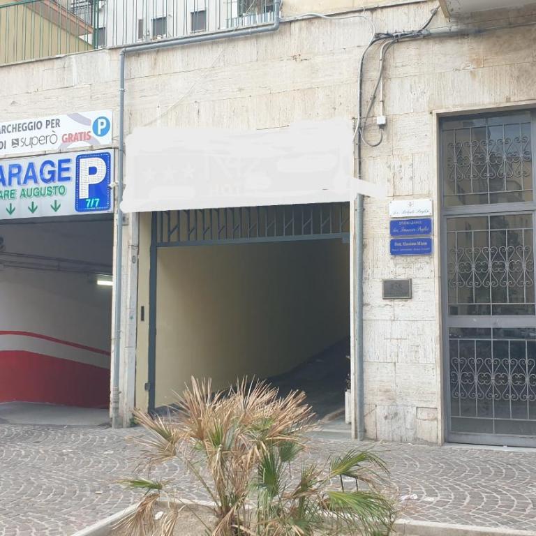 Augusto42 - a due passi da Stadio e Mostra - 2 Bagni - Garage e metro sotto casa - Appartamento con Balcone - 34