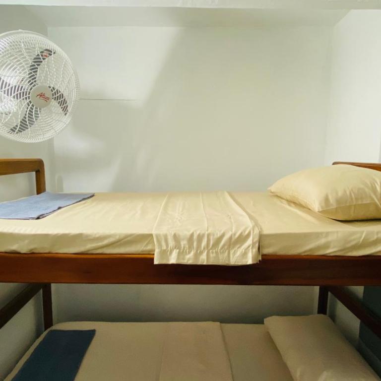 Casa Sisihuaca Hostal Santa Marta - Small Twin Room - 1