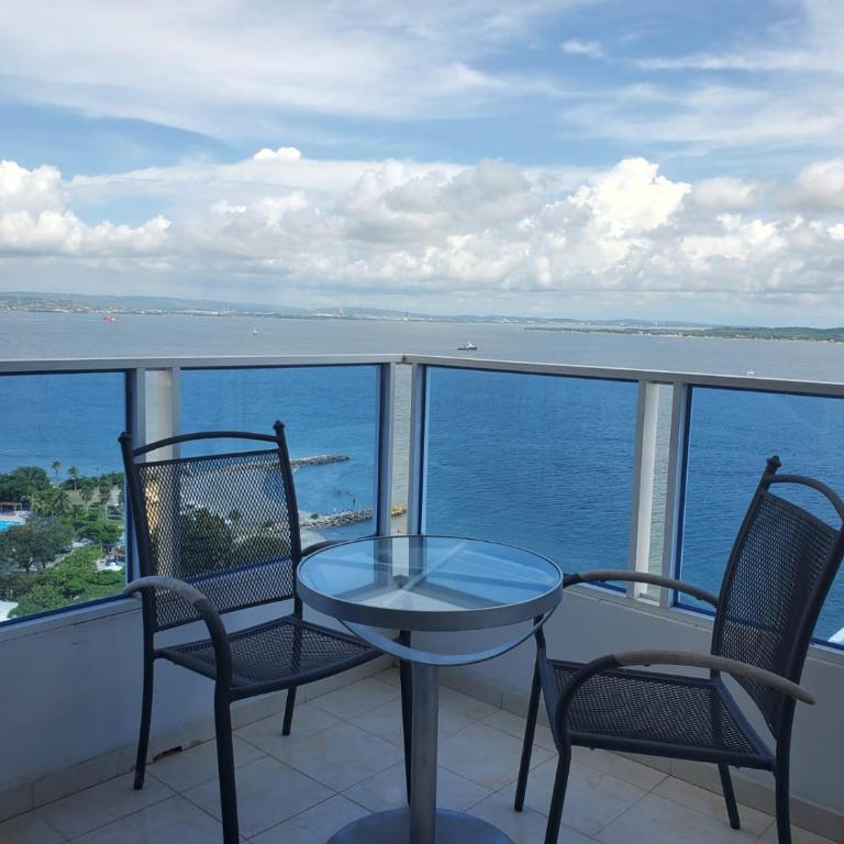 Apartamento con VISTA AL MAR, A una cuadra de la PLAYA. Piso 16 - Two-Bedroom Apartment - 4