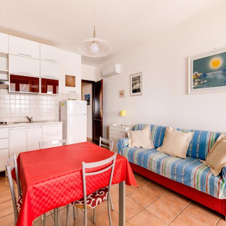 With beachfront terrace and air conditioning - Appartamento con 2 Camere da Letto - 8