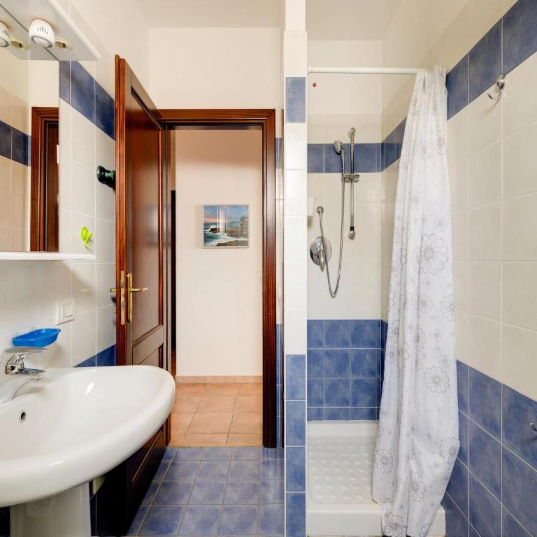 With beachfront terrace and air conditioning - Appartamento con 2 Camere da Letto - 21