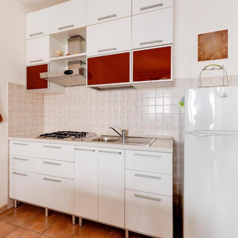 With beachfront terrace and air conditioning - Appartamento con 2 Camere da Letto - 10