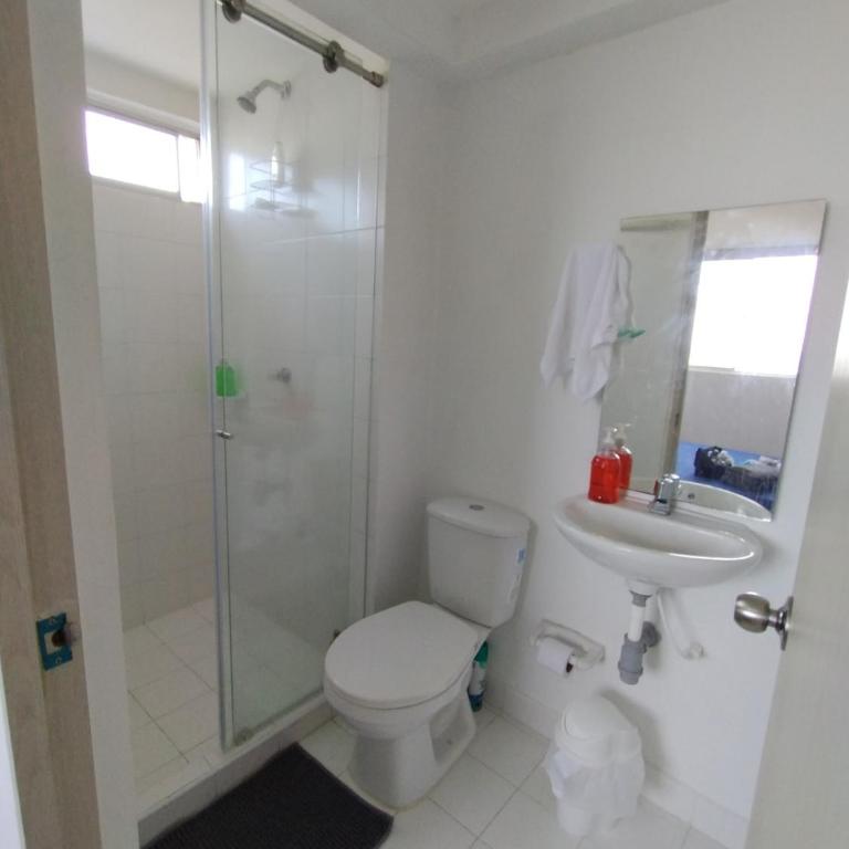 New Apartment Frente al Mar, Cerca Getsemani - Two-Bedroom Apartment with Balcony and Sea View - 21