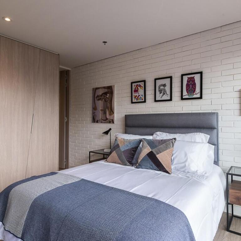 Apartamento con vista y ubicación - Apartamento de 1 dormitorio con balcón y vistas a la montaña - 2