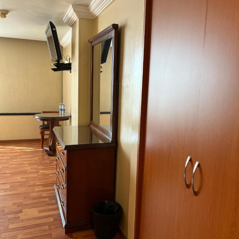 Hotel Gilfer Puebla Centro Histórico - Habitación Doble - 2 camas dobles - 5