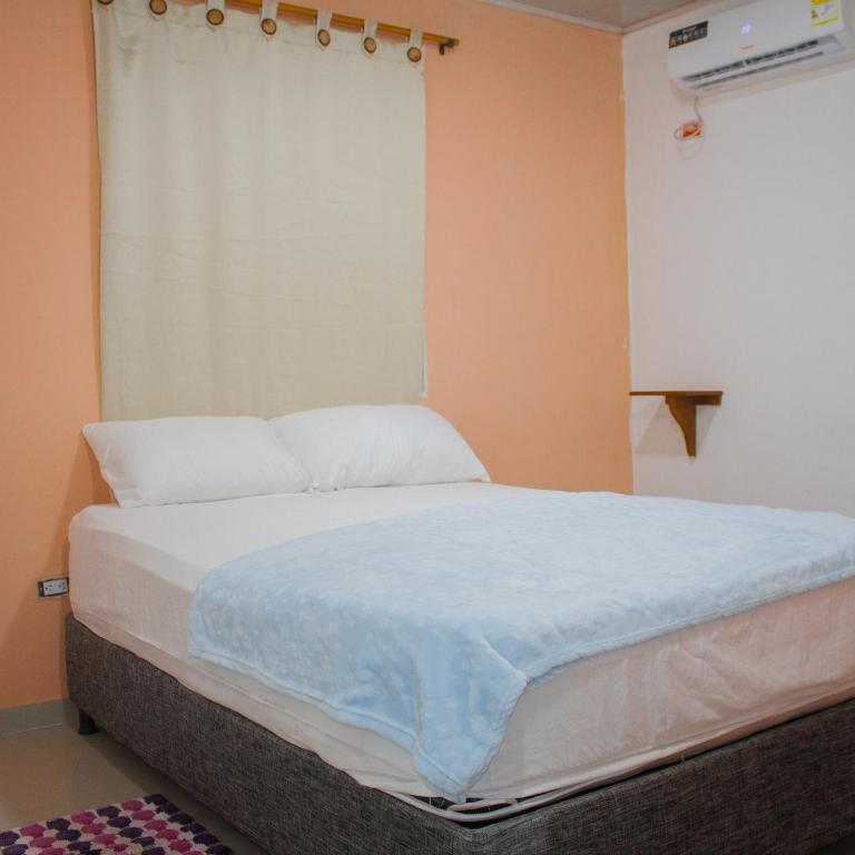 Hostal Encanto tropical - Habitación Doble con baño privado - 7