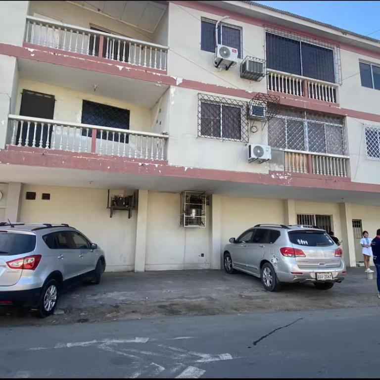 Suite - One-Bedroom Apartment - 2