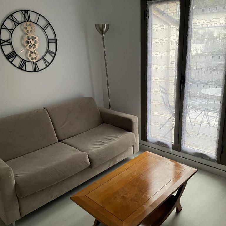Appartement terrasse en ville - Two-Bedroom Apartment - 9