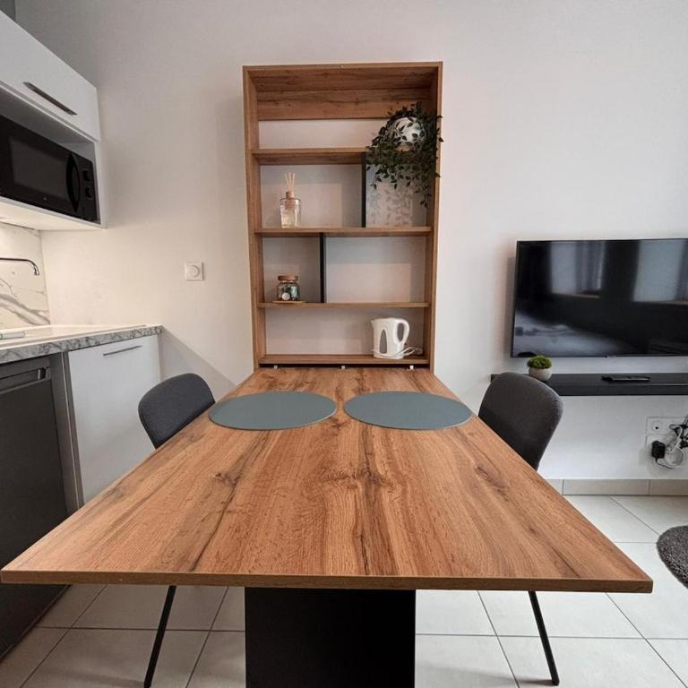 Le Rainssant studio cocooning en RDC au centre - Apartamento de 1 dormitorio - 4