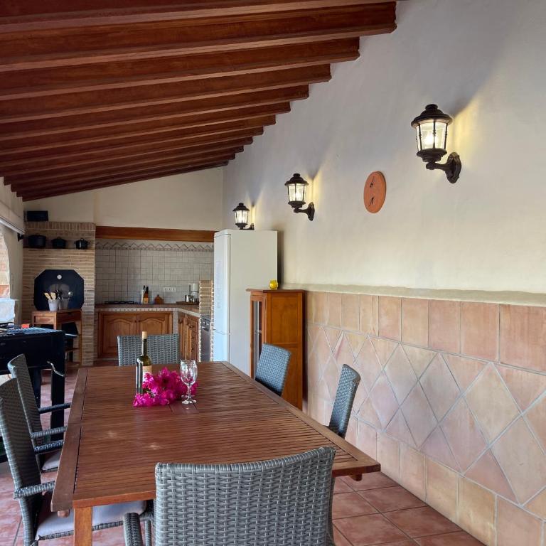 Villa con piscina y barbacoa en Calpe - Villa - 35