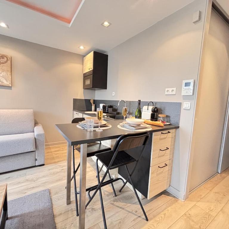 L'écrin Urbain studio chic et lumineux avec Balcon - Apartamento de 2 dormitorios - 7