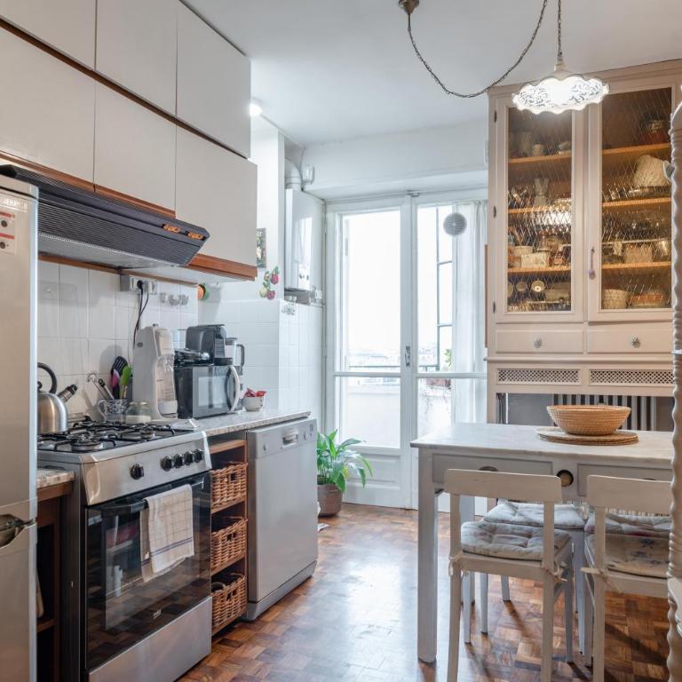 Panoramic Central attic - Mole Antonelliana - Two-Bedroom Apartment - 12