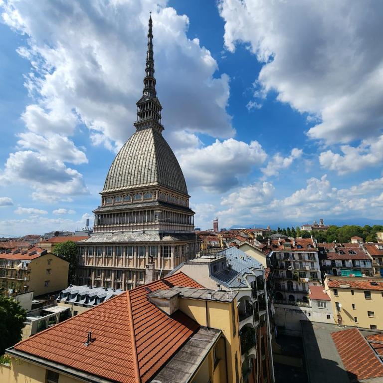 Panoramic Central attic - Mole Antonelliana - Two-Bedroom Apartment - 6
