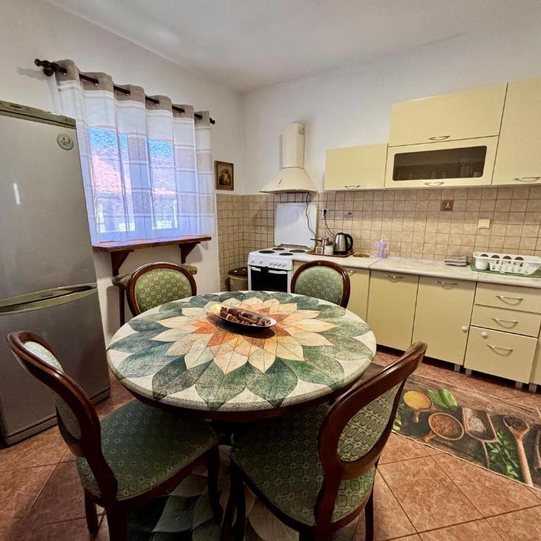 Apartments Djurovic - Superior Suite with Sea View - 9