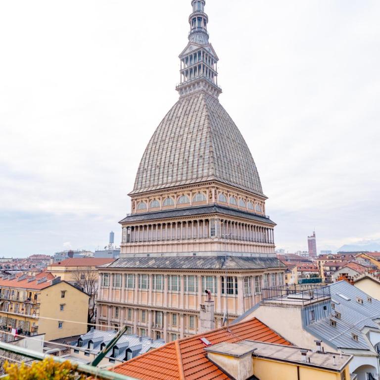 Panoramic Central attic - Mole Antonelliana - Two-Bedroom Apartment - 2