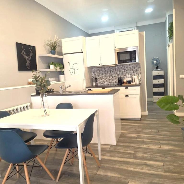 Estudio acogedor y luminoso junto al metro ubicación ideal - One-Bedroom Apartment - 18