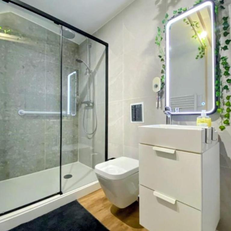 Villa Oasis - Appartements à thèmes - Appartement 1 Chambre avec Baignoire Spa - 18