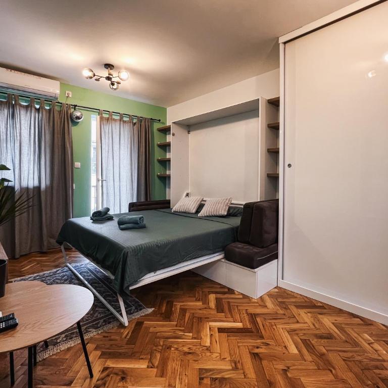 Hidden Apartment City Center - One-Bedroom Apartment - 15