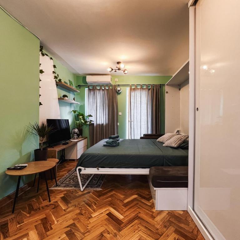 Hidden Apartment City Center - One-Bedroom Apartment - 21