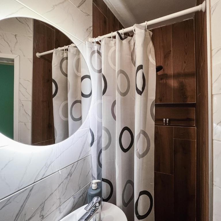 Hidden Apartment City Center - One-Bedroom Apartment - 25