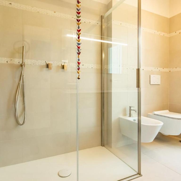 Casa Smeralda - Appartamento con 2 Camere da Letto e Terrazza - 70