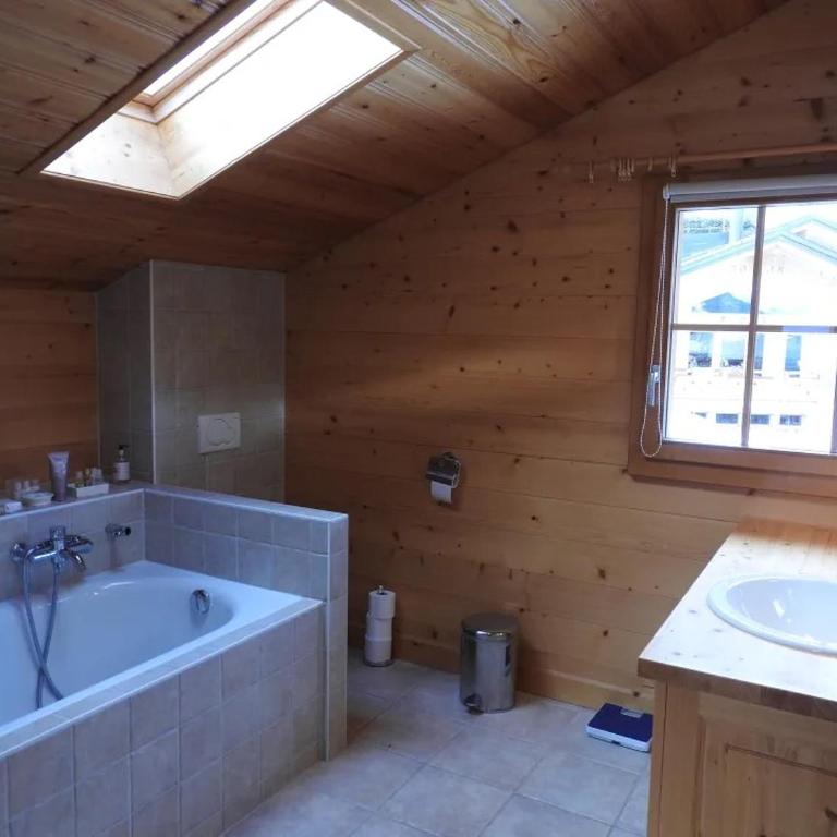 Chalet Le Murier - Ferienhaus mit 4 Zimmern - 2