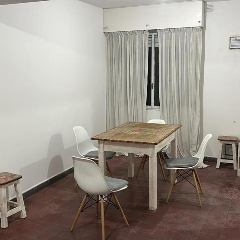 San Martín Centro Apart- 3 bedrooms - Three-Bedroom Apartment - 4