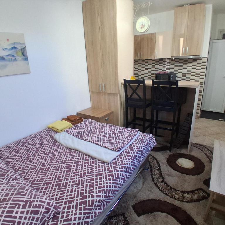 Studio19 - Room #1585089101 - 3
