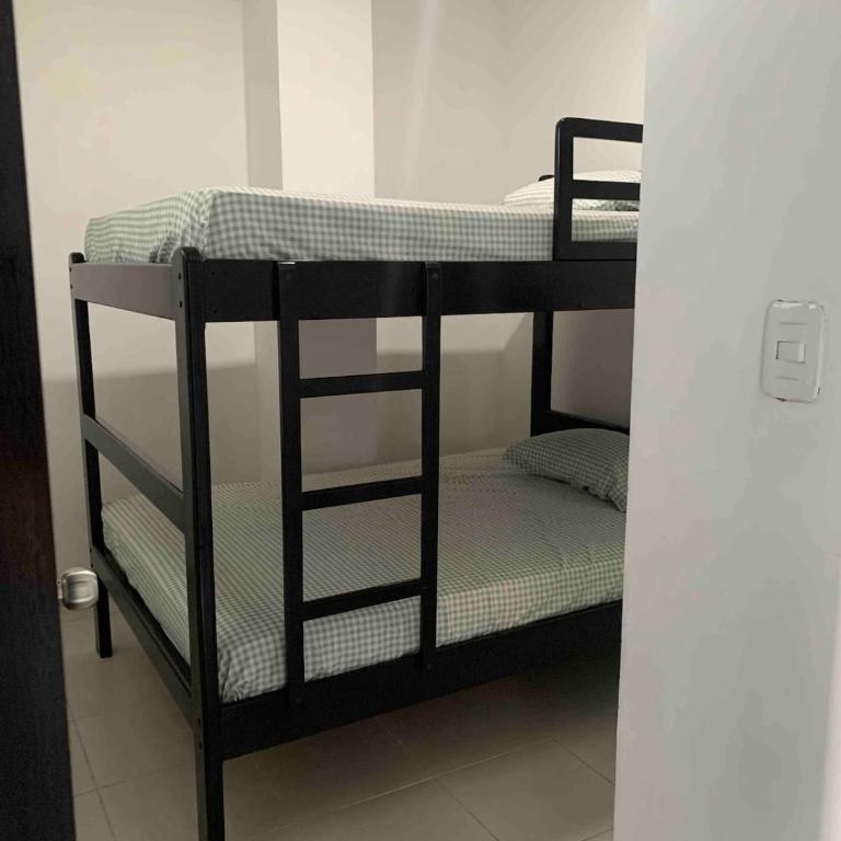 Apartment in Salinas 1 block from the sea - Three-Bedroom Apartment - 16