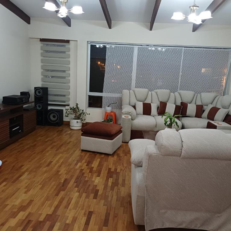 Residencia familiar Premium - Three-Bedroom Apartment - 19