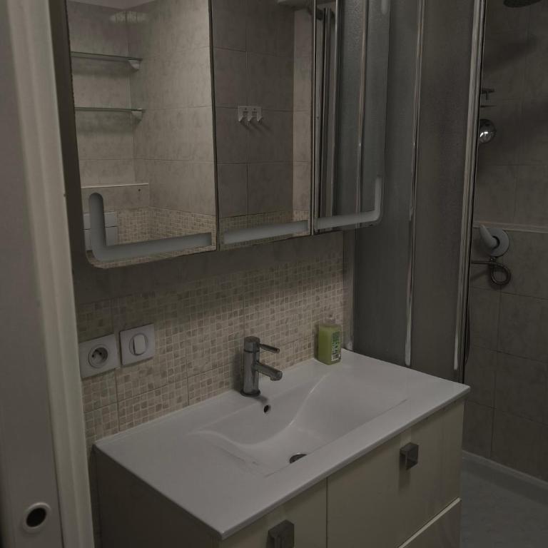 STUDIO CABINE TANIT - Appartement 1 Chambre - 18