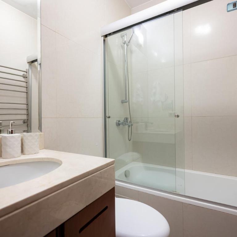 ALU Luxe - Premium Oceanfront Apartments Larcomar - Three-Bedroom Apartment - High Floor - 9