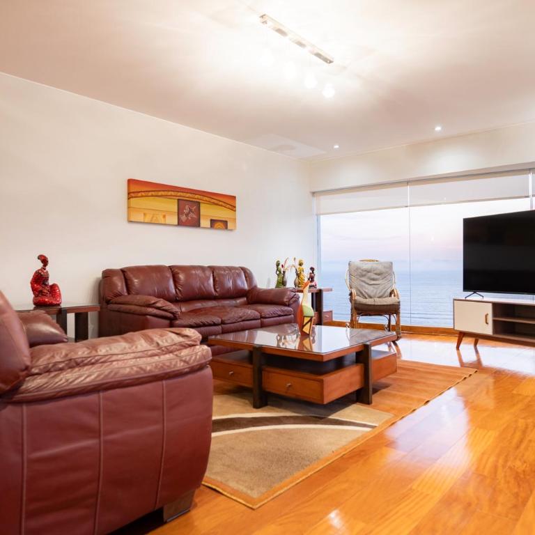 ALU Luxe - Premium Oceanfront Apartments Larcomar - Three-Bedroom Apartment - High Floor - 15