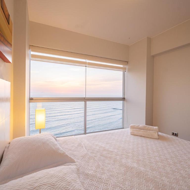 ALU Luxe - Premium Oceanfront Apartments Larcomar - Three-Bedroom Apartment - High Floor - 2