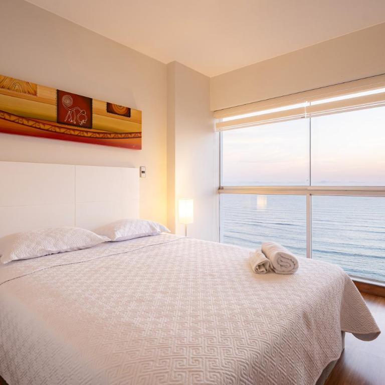 ALU Luxe - Premium Oceanfront Apartments Larcomar - Three-Bedroom Apartment - High Floor - 25