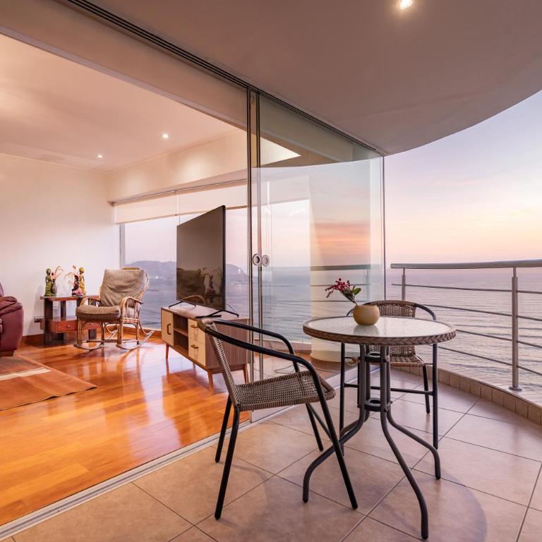 ALU Luxe - Premium Oceanfront Apartments Larcomar - Three-Bedroom Apartment - High Floor - 27