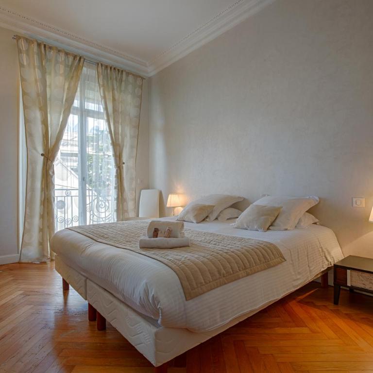 Appartement Vaste Horizon - LRA Cannes - Four-Bedroom Apartment with Sea view and Spa bath - 3