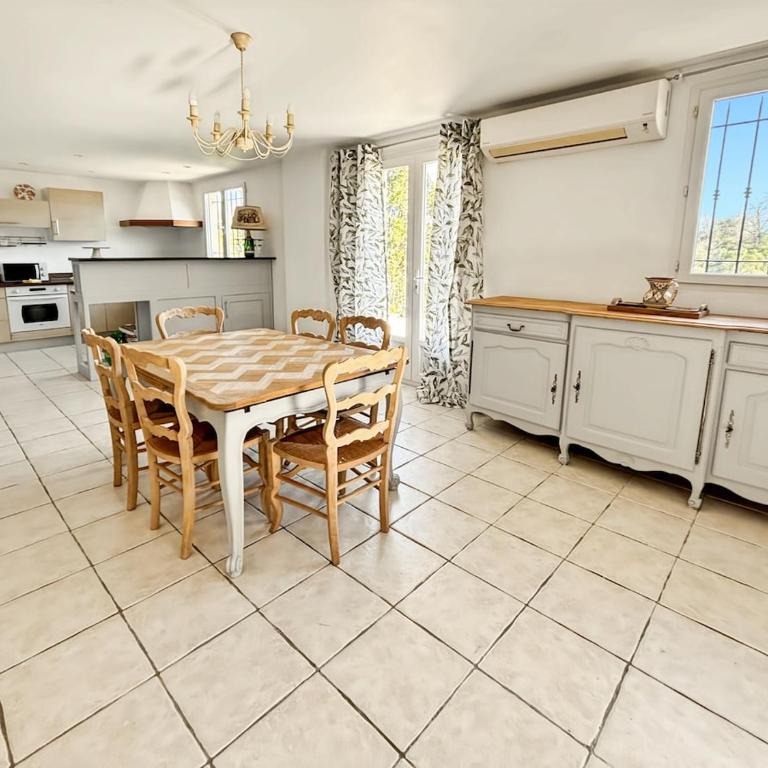 Havre de paix, T3 rénové à Mouans-Sartoux - Appartement 2 Chambres - 5