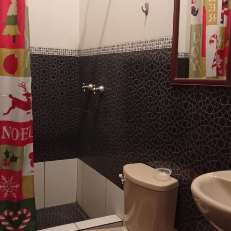 CHANCAY- 1er PISO DEPARTAMENTO - Three-Bedroom Apartment - 5