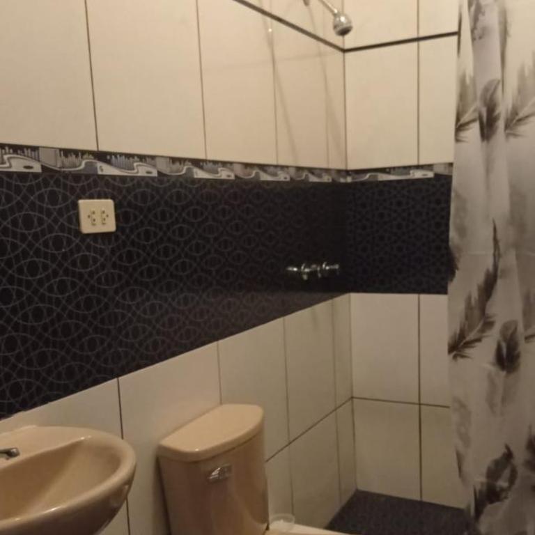 CHANCAY- 1er PISO DEPARTAMENTO - Three-Bedroom Apartment - 2