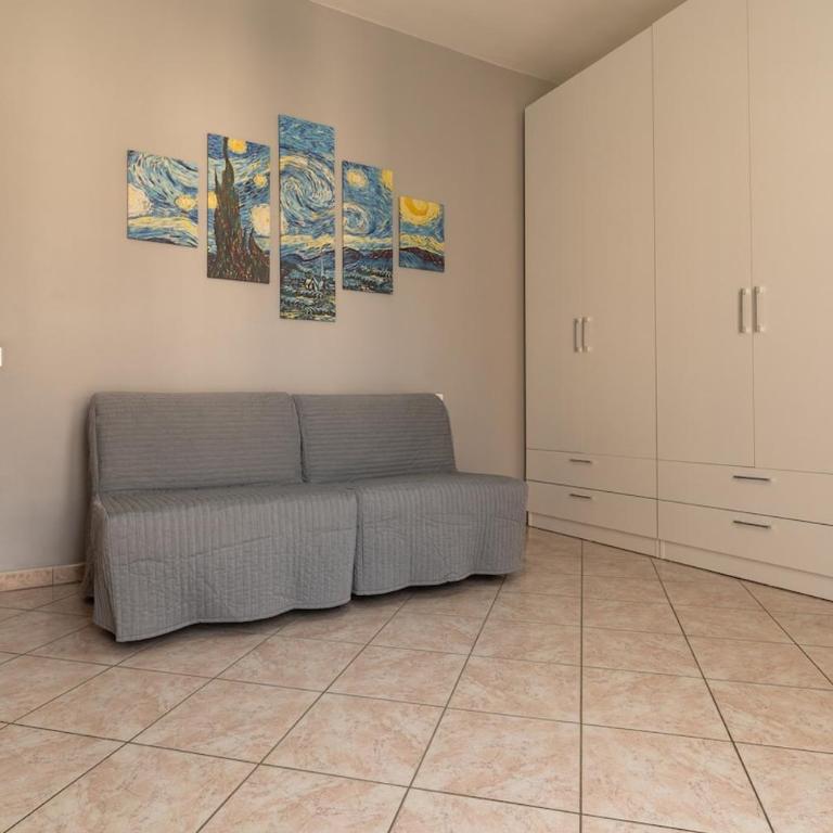 Fiera apartment for 6 people with balcony! - Three-Bedroom Apartment - 2