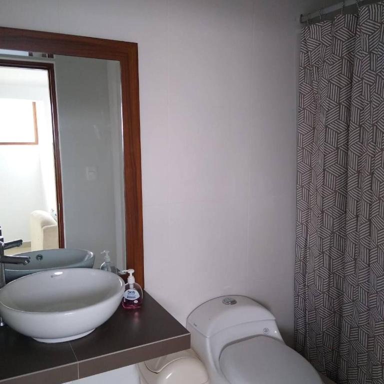 Surfers Paradise - Casa Caro MBI - Double or Twin Room - 24