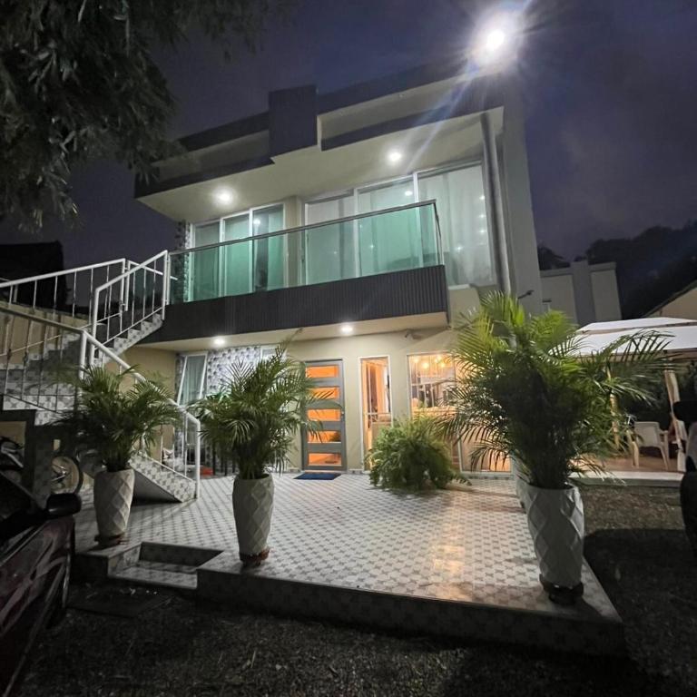 Lindo & Cómodo Apartamento en La boquilla - Two-Bedroom Apartment - 4