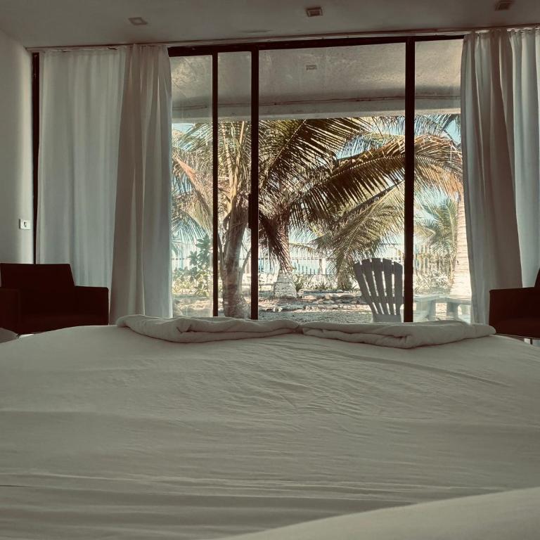 la perla suiza swiss resort - Deluxe Room (2 Adults + 1 Child) - 13
