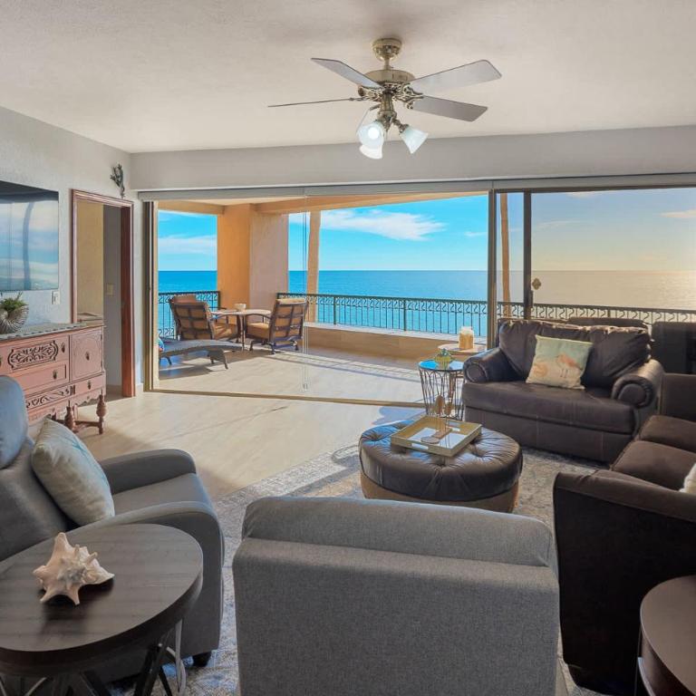 Beachfront Oasis at Sonoran Spa E201 - Apartamento - 5