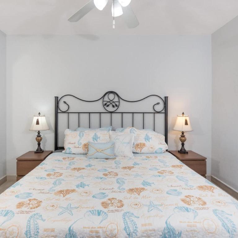 Beachfront Oasis at Sonoran Spa E201 - Apartamento - 31